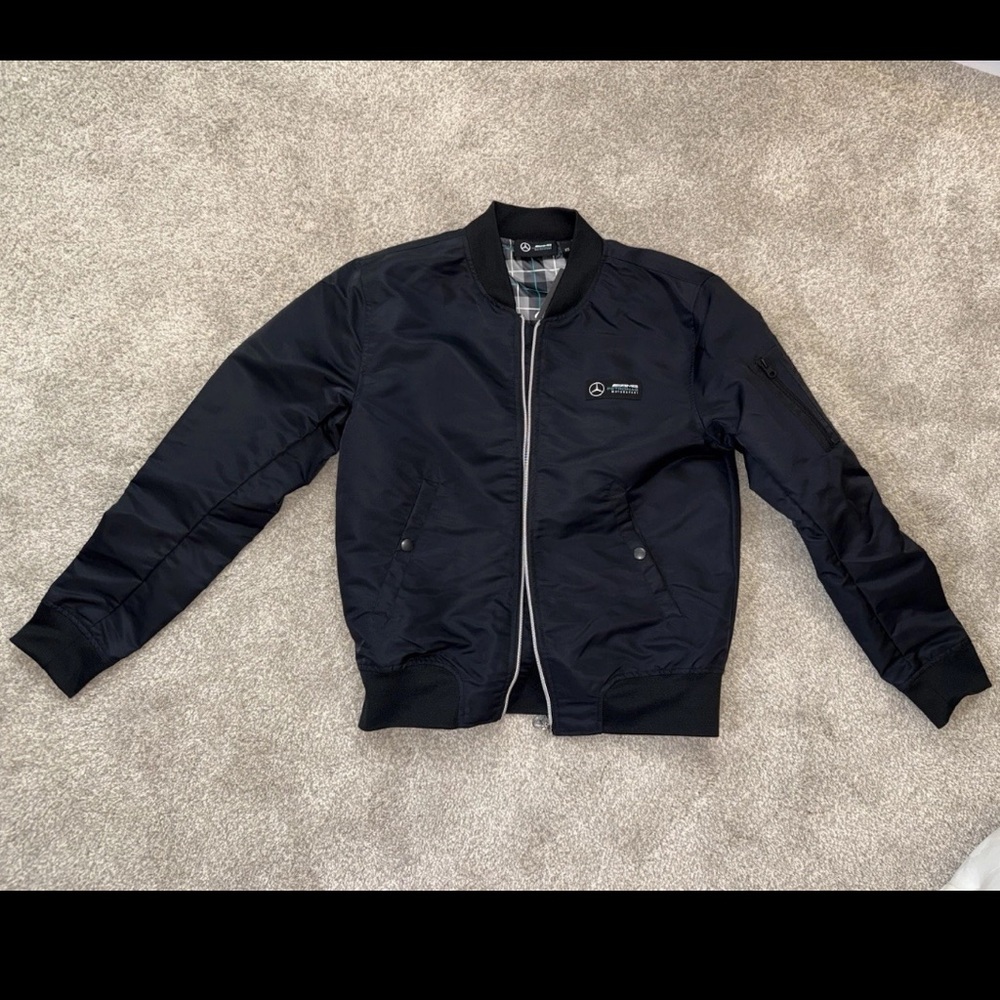 Mercedes AMG F1 Petronas Racing Black Bomber Jacket Men’s Women’s NWT XS